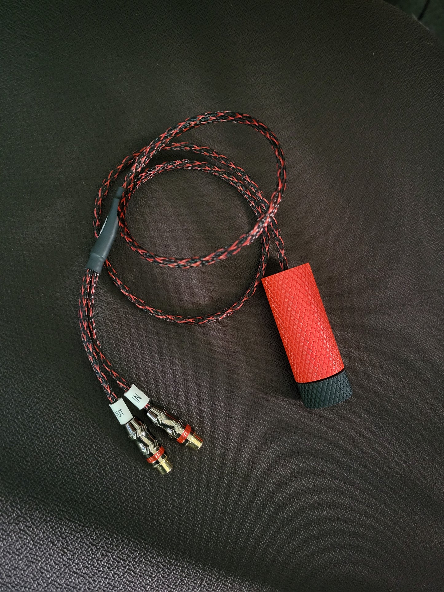 Car audio single in/out bass knob