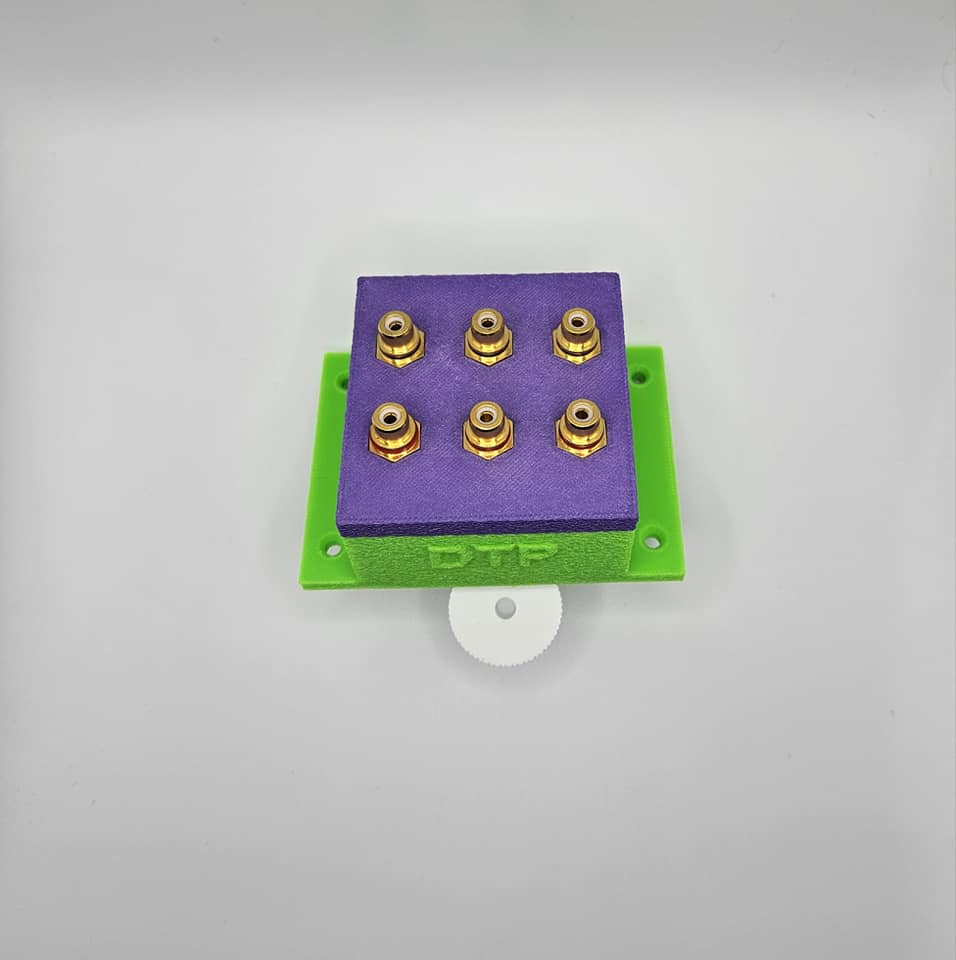 Car Audio RCA Distribution Block